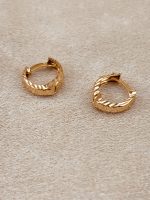 گوشواره کلیپسی طلای ۱۸ عیار مدل امگا - تصویر 2